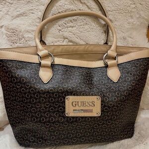 Guess Elegant Black and Cream Tote Bag